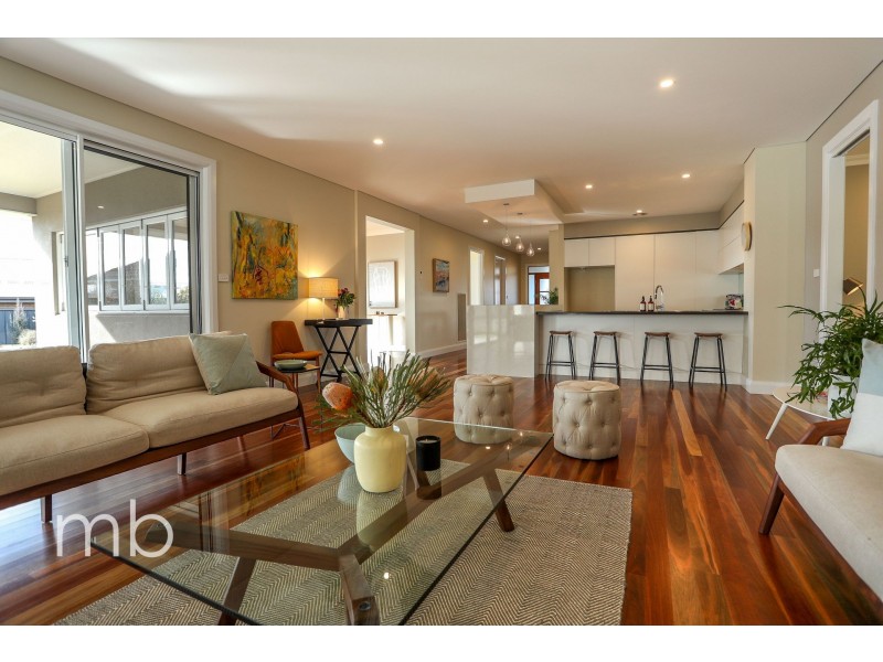 10 Collins Way, Orange NSW 2800