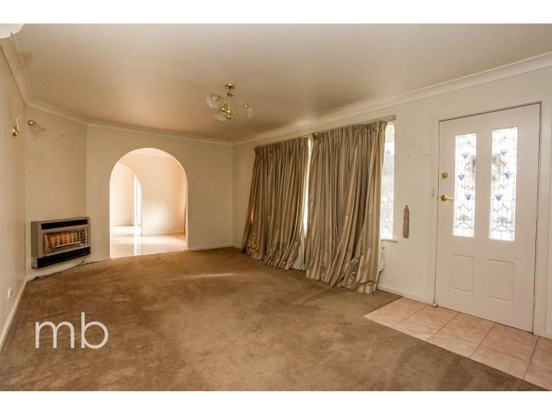 25 Cecil Road, Orange NSW 2800