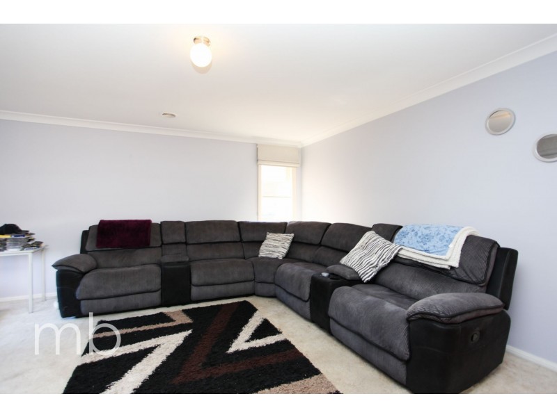 6 Magnolia Way, Orange NSW 2800