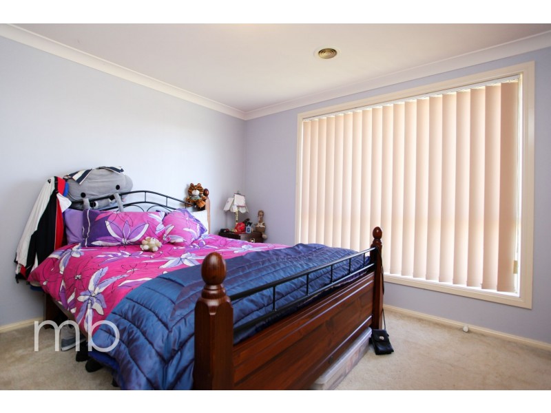 6 Magnolia Way, Orange NSW 2800