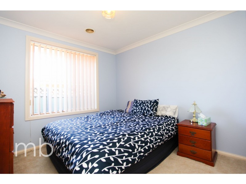 6 Magnolia Way, Orange NSW 2800