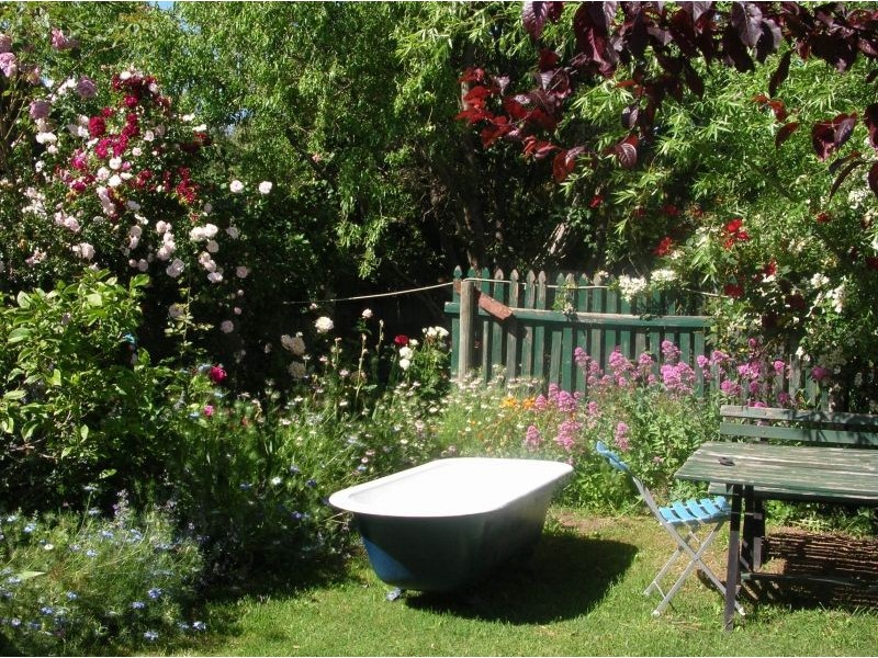 9 Elliot Street, Millthorpe NSW 2798