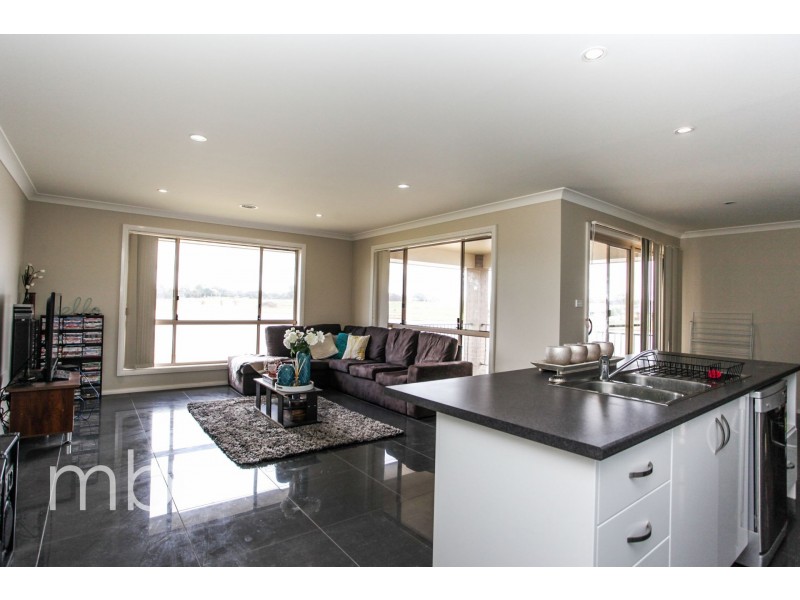 6 Bella Vista Close, Orange NSW 2800