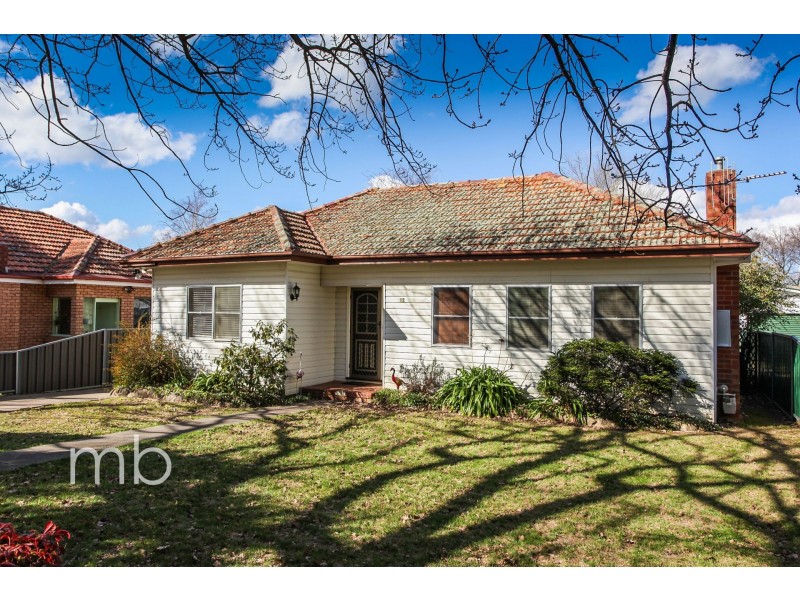 12 Fox Avenue, Orange NSW 2800