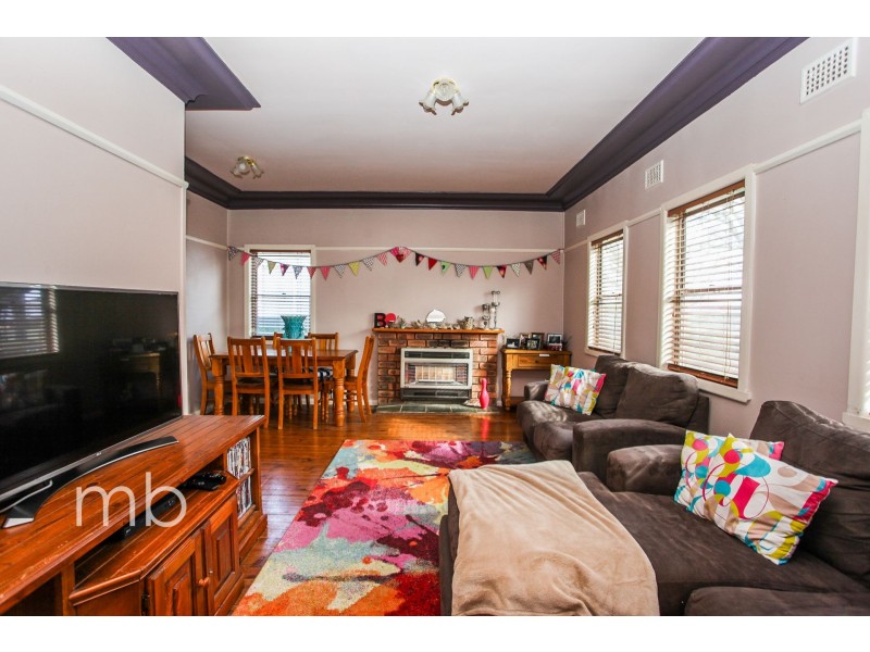 12 Fox Avenue, Orange NSW 2800