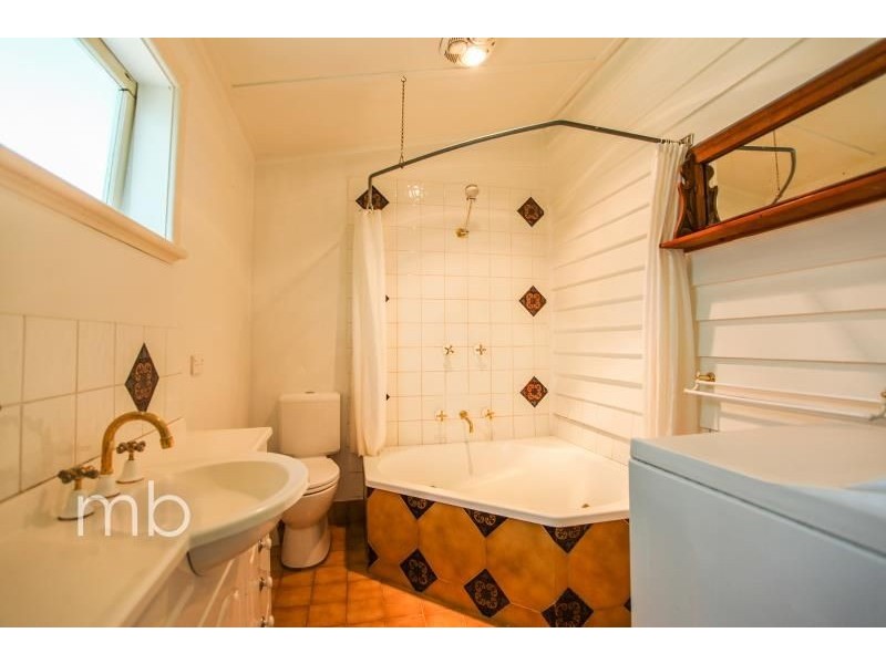 76 Edward Street, Orange NSW 2800