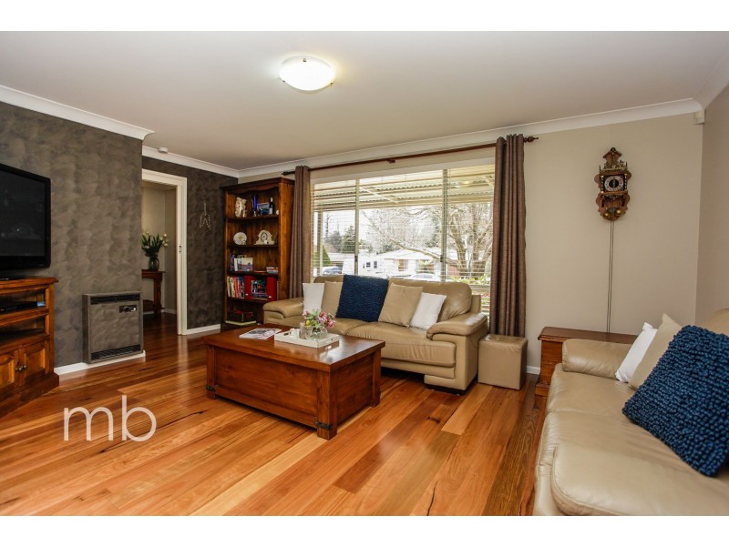 33 James Sheahan Drive, Orange NSW 2800