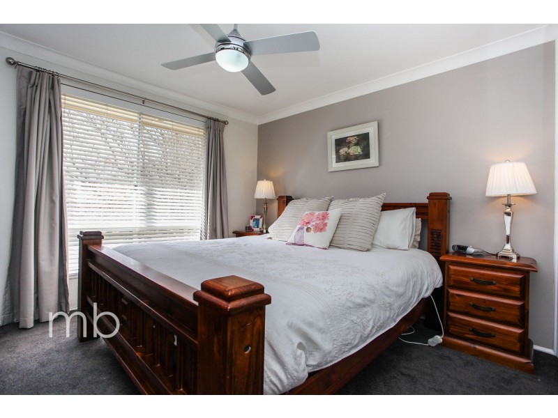 33 James Sheahan Drive, Orange NSW 2800