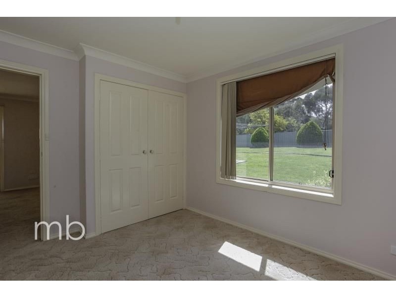 19 Coombes Place, Orange NSW 2800