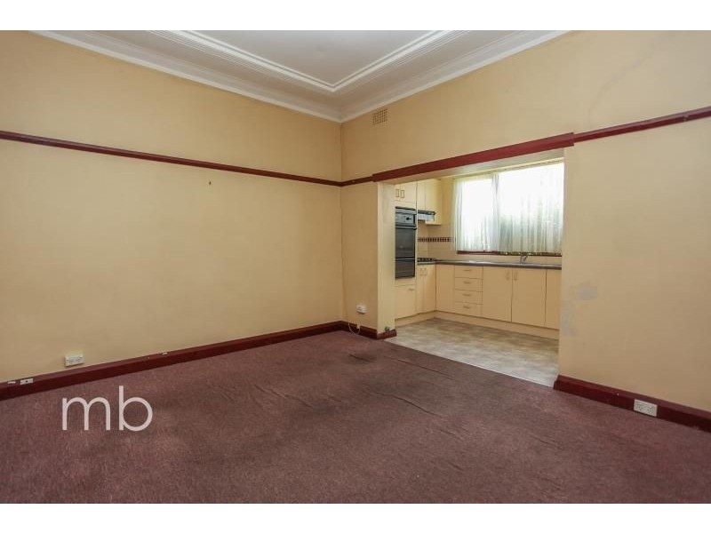 26 Caroline Street, Orange NSW 2800