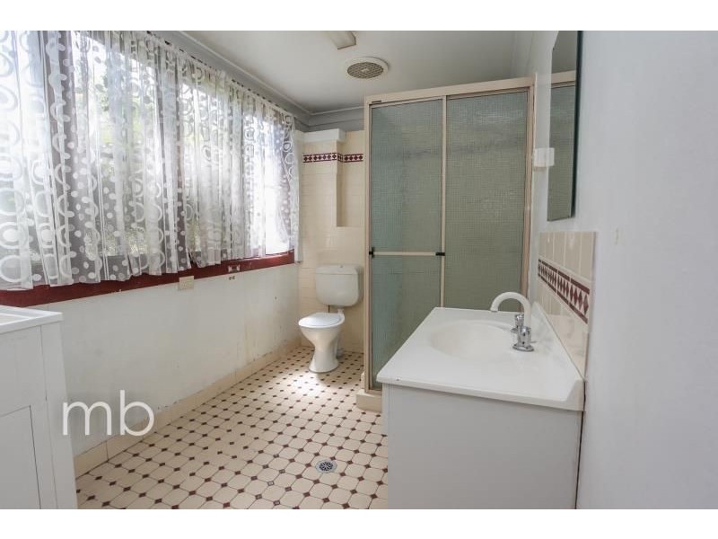 26 Caroline Street, Orange NSW 2800