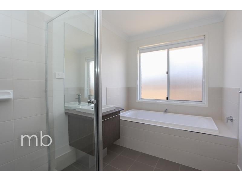 89 William Maker Dr, Orange NSW 2800