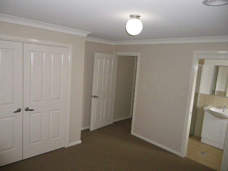 9 Etna Street, Orange NSW 2800