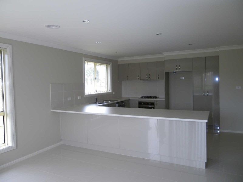 128 Diamond Drive, Orange NSW 2800