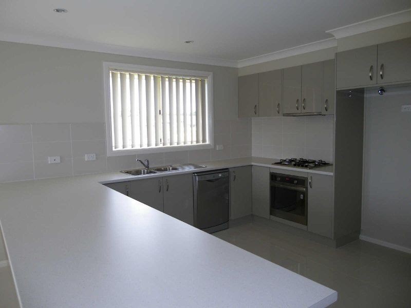 128 Diamond Drive, Orange NSW 2800