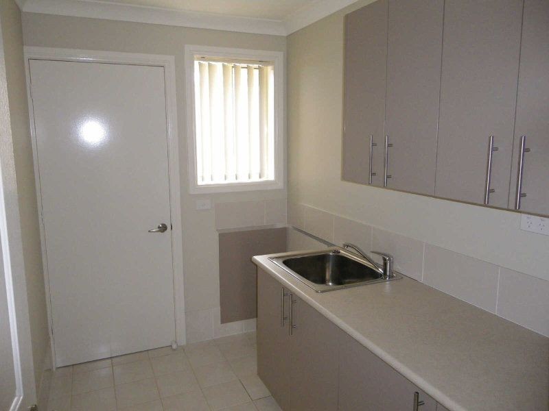 128 Diamond Drive, Orange NSW 2800