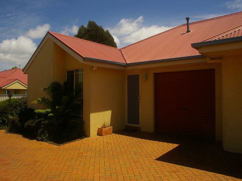 2/119 Edward Street, Orange NSW 2800