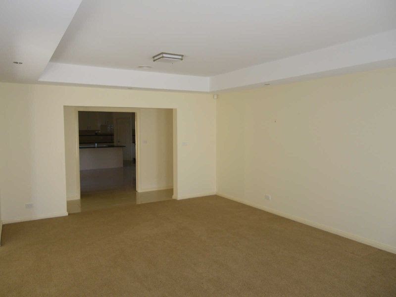 28 Isaac Drive, Orange NSW 2800