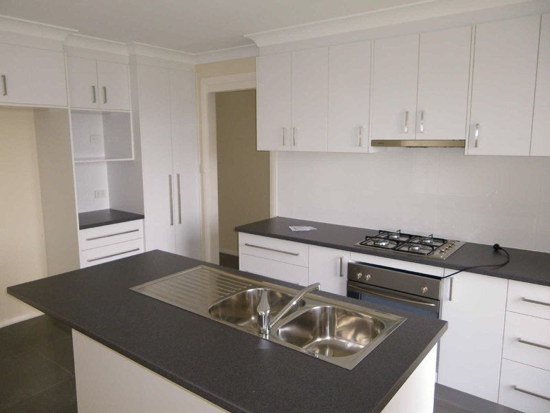 33 Botanic Way, Orange NSW 2800