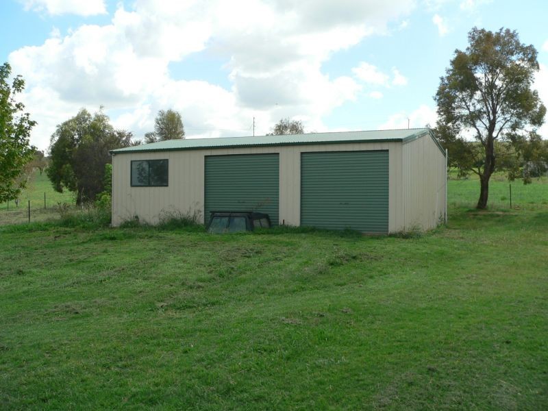 18 Manning Road, Orange NSW 2800