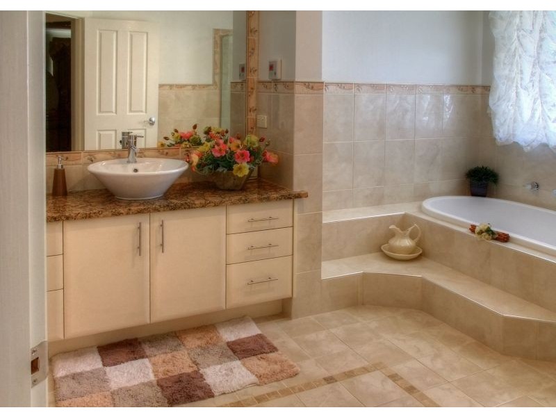 9 McIntosh Street, Orange NSW 2800