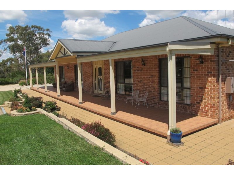 81 Clover Ridge Road, Millthorpe NSW 2798