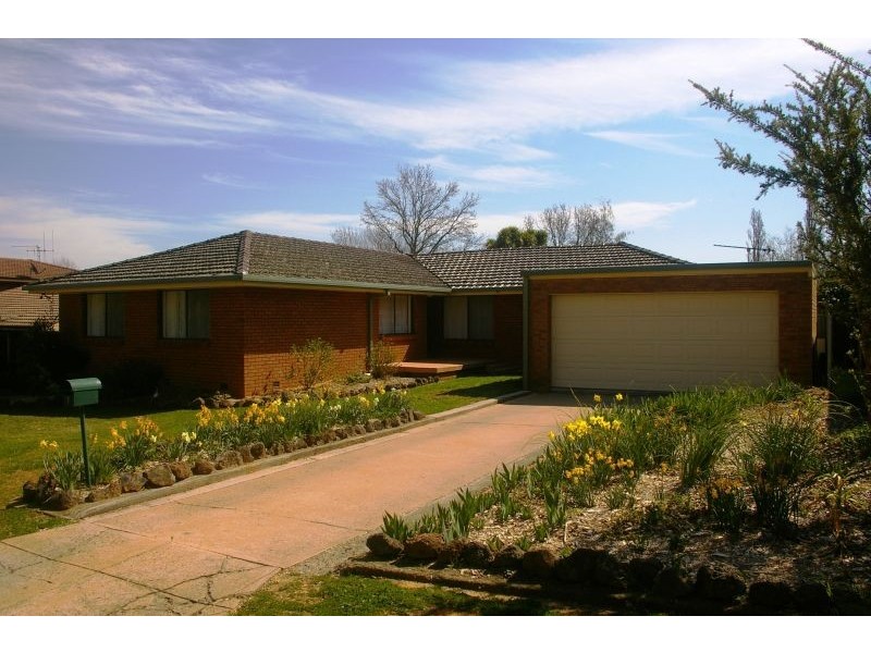 7 Binnari Avenue, Orange NSW 2800