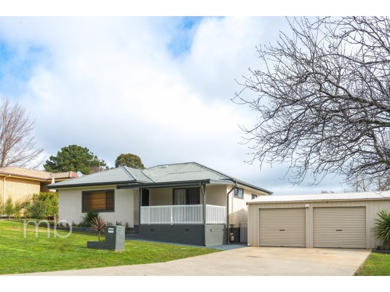 4 George Street, Millthorpe NSW 2798