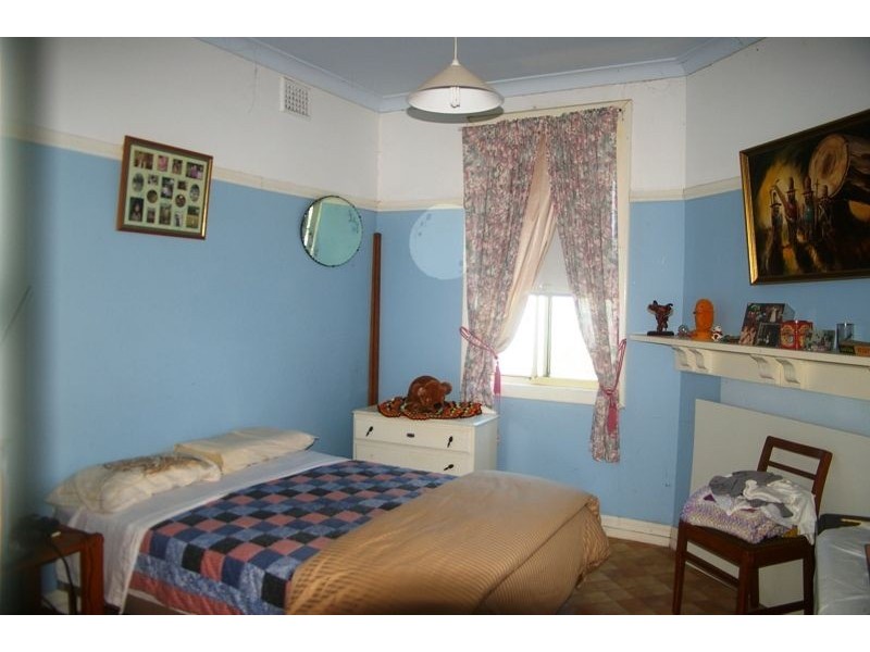 12 Seaton Street, Spring Hill NSW 2800