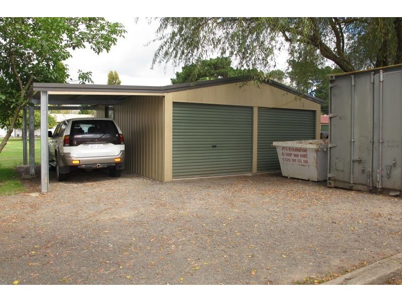 9 Grove Street, Spring Hill NSW 2800