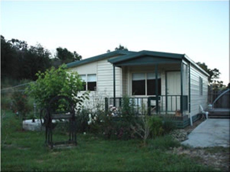 12 Naylor Street, Carcoar NSW 2791