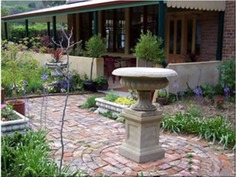 12 Naylor Street, Carcoar NSW 2791