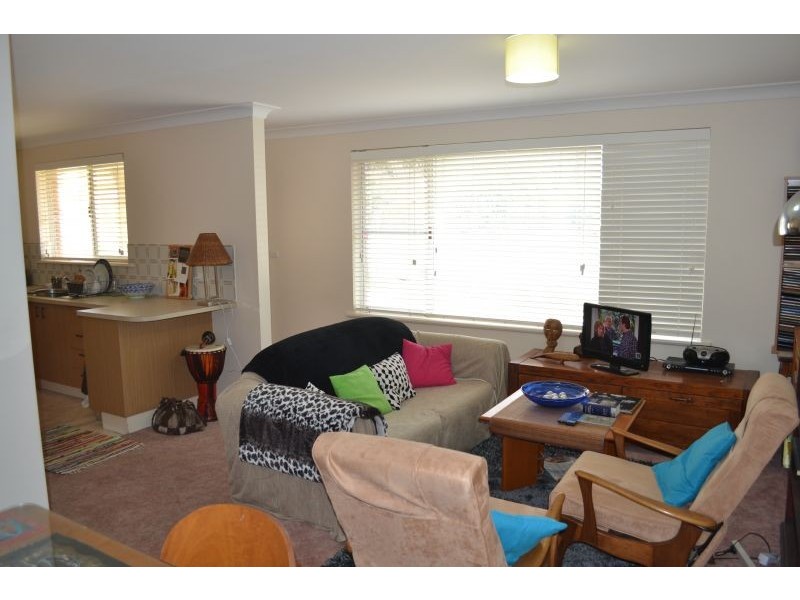 2/16 Warrendine Street, Orange NSW 2800