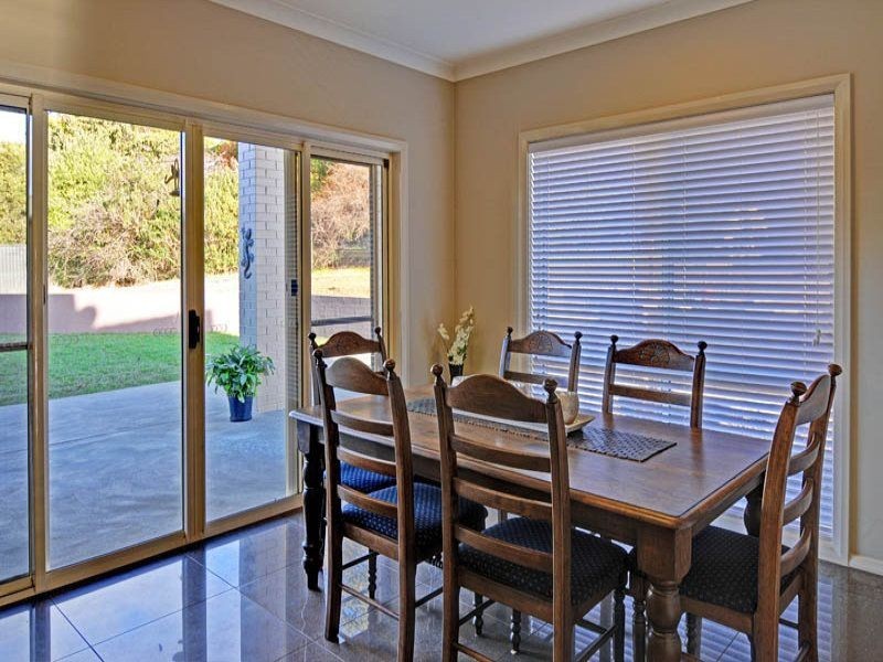 13 McCarron Place, Orange NSW 2800