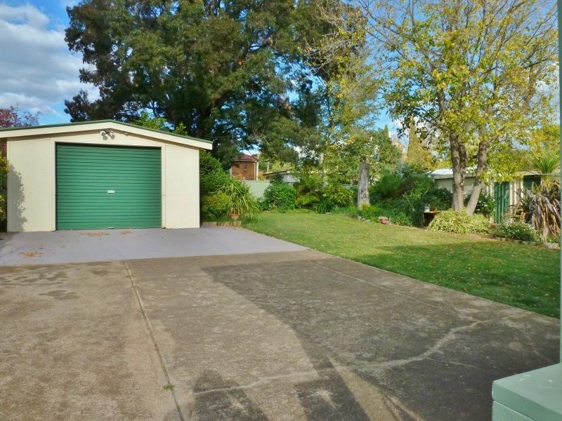 18 Oak Street, Orange NSW 2800