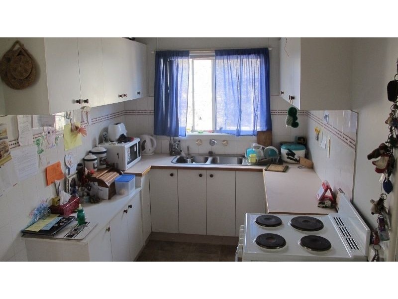 34 Burton Street, Blayney NSW 2799