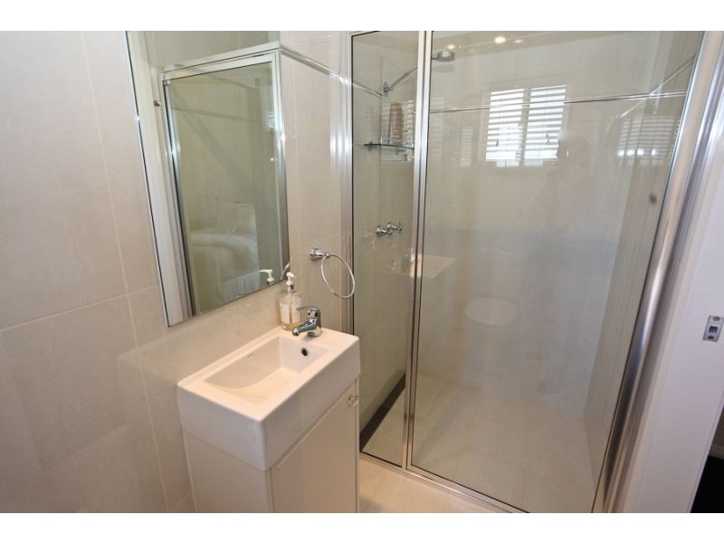 1 Poplars Drive, Orange NSW 2800