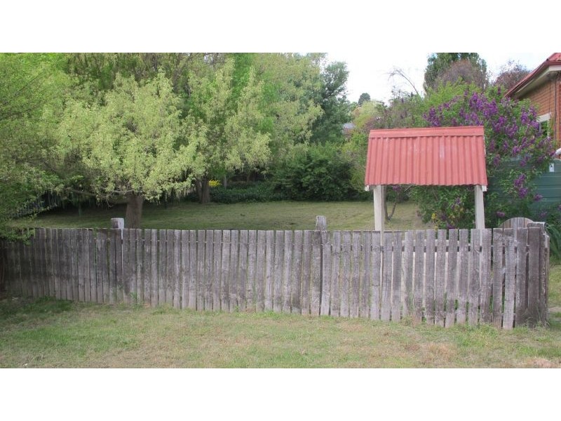 12 Stoke Street, Carcoar NSW 2791