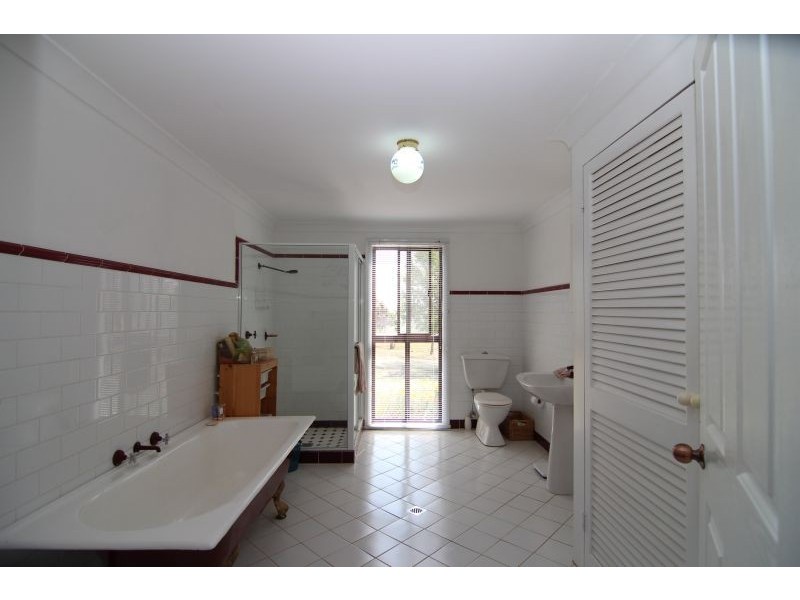 2605 Escort Way, Orange NSW 2800