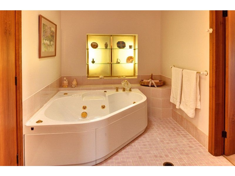 9 Carwoola Drive, Orange NSW 2800