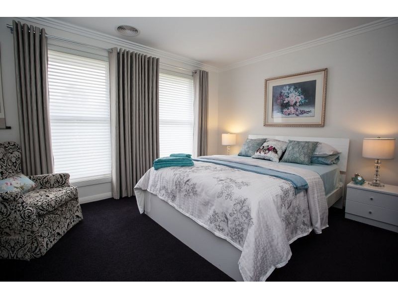 13 Kaleno Way, Orange NSW 2800