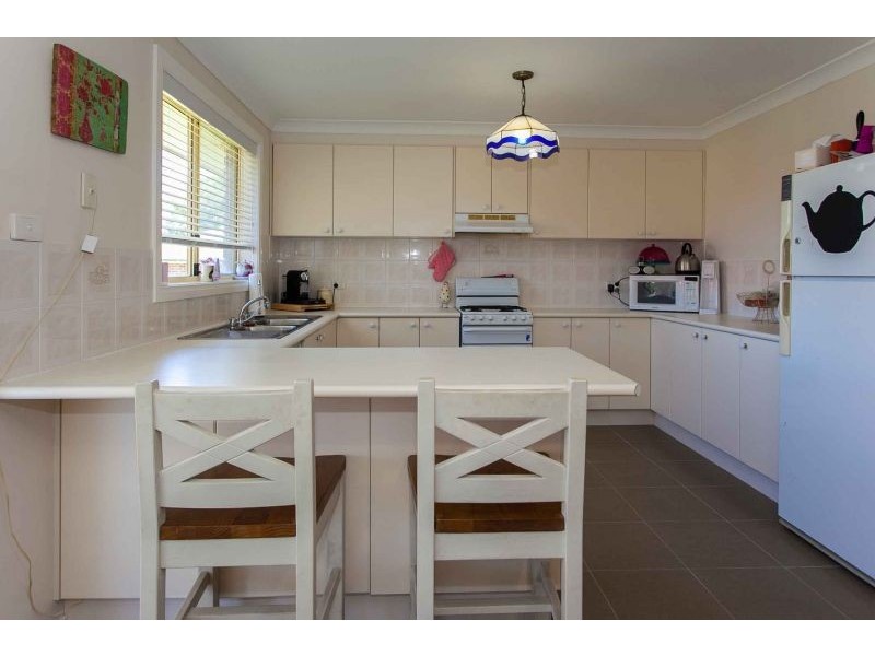 5 Coombes Place, Orange NSW 2800