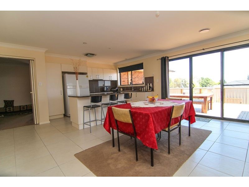 123 Icely Road, Orange NSW 2800