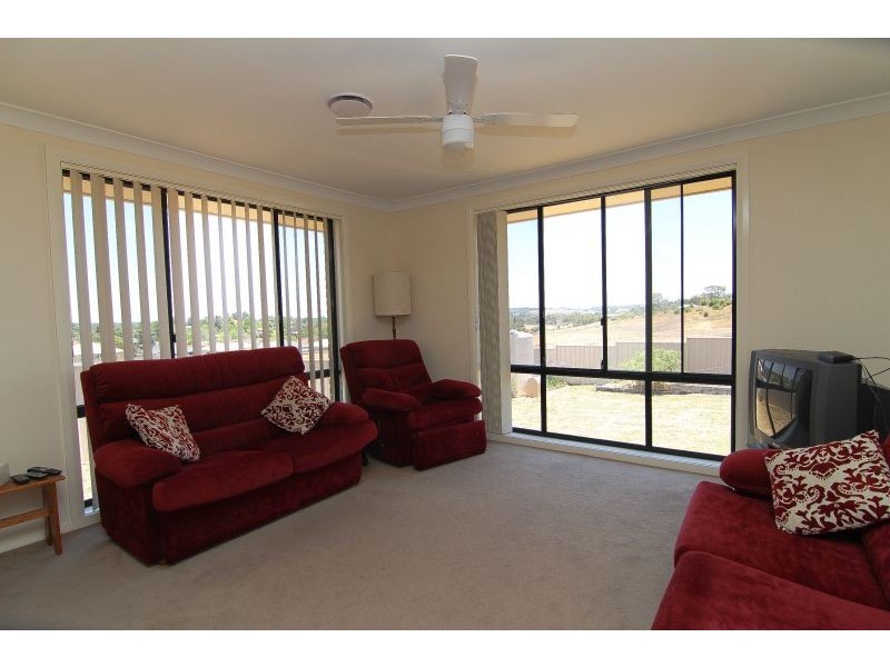 123 Icely Road, Orange NSW 2800