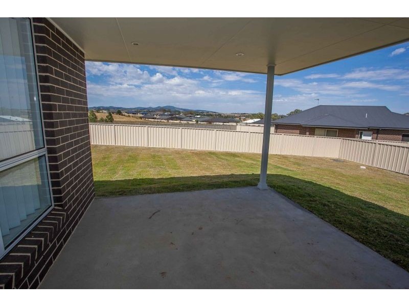 58 Botanic Way, Orange NSW 2800