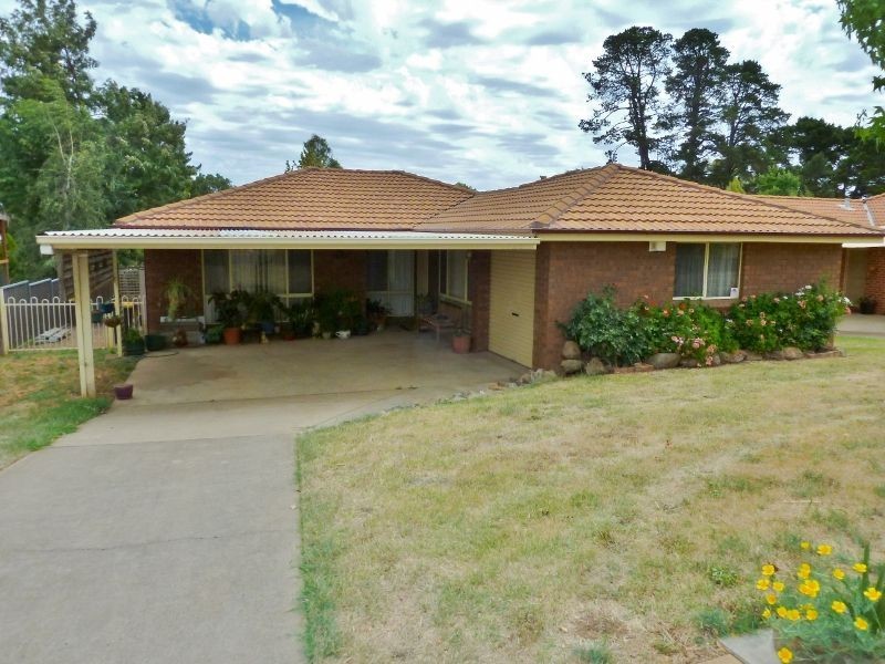 61 Torulosa Way, Orange NSW 2800