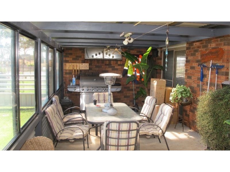 6 Long Swamp Road, Forest Reefs NSW 2798