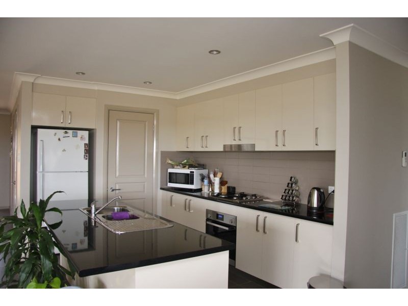 45 Swanbrooke Street, Bathurst NSW 2795