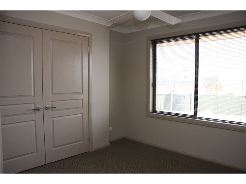 45 Swanbrooke Street, Bathurst NSW 2795