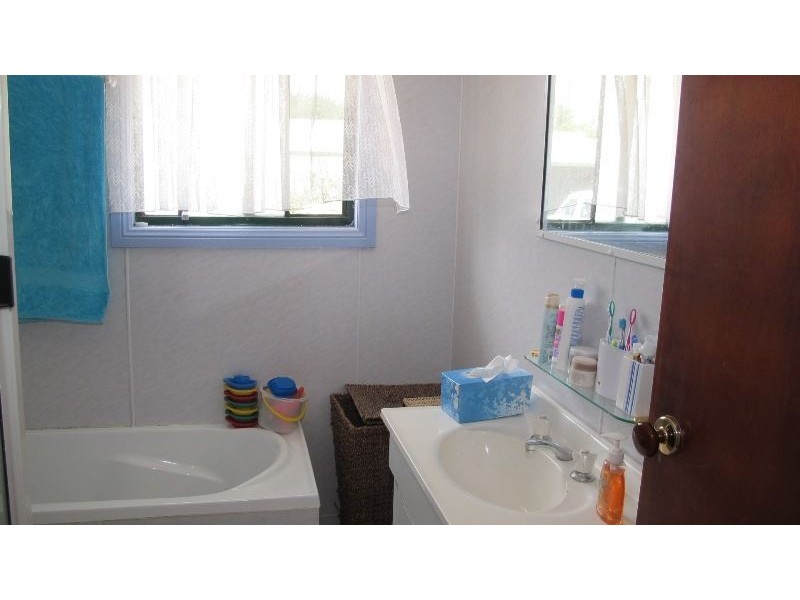 9 Unwin Street, Millthorpe NSW 2798